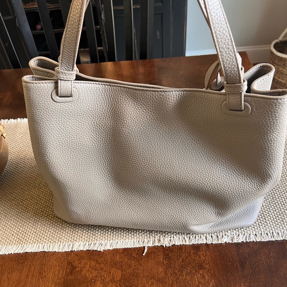 Tory Burch Pebbled Leather Tassel Tote in Light Taupe - Picture 4 of 9